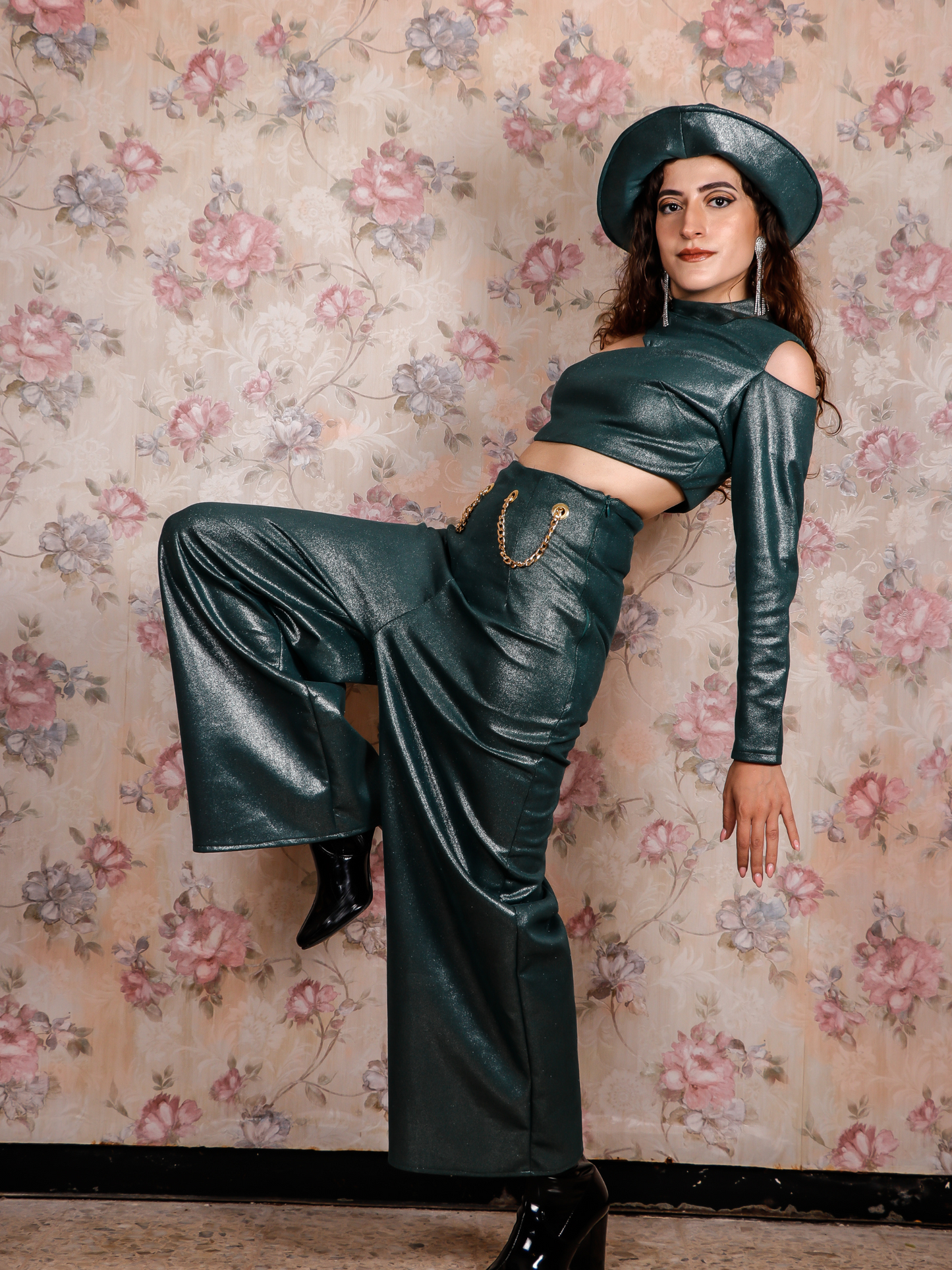 Pantalón Asymmetric Futuristic