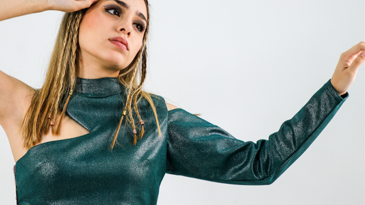 Blusa Asymmetric Futuristic Set